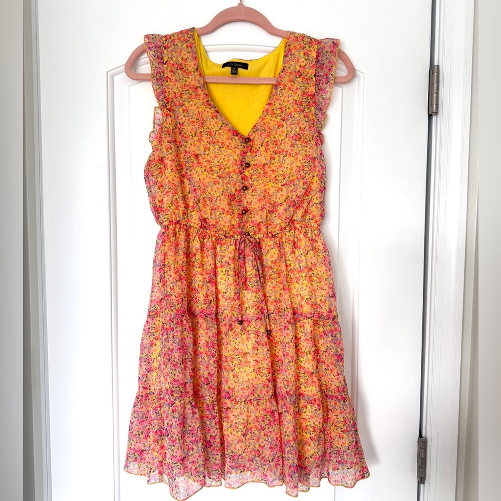 💕 Feminine!! City Studio Floral Ruffle Dress Size M | Spring Dress